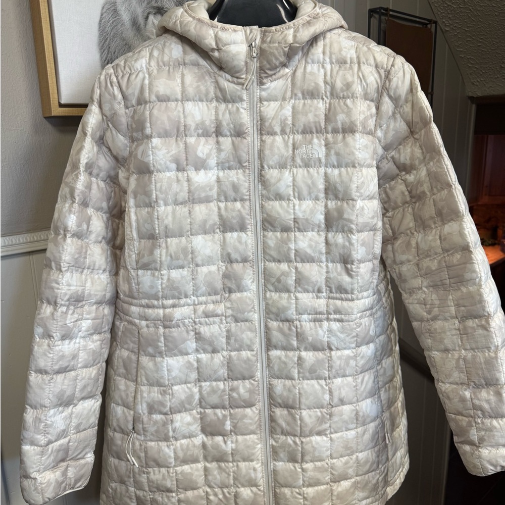 The North Face White and Taupe Puffer Jacket